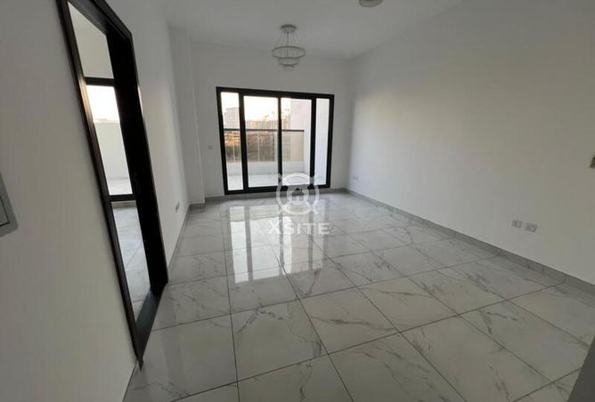 Unfurnished 1 BR |Spacious Layout| Vacant