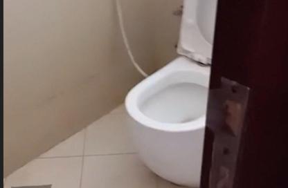 Apartment - 1 Bedroom - 2 Bathrooms for rent in Al Jurf 2 - Al Jurf - Ajman Downtown - Ajman