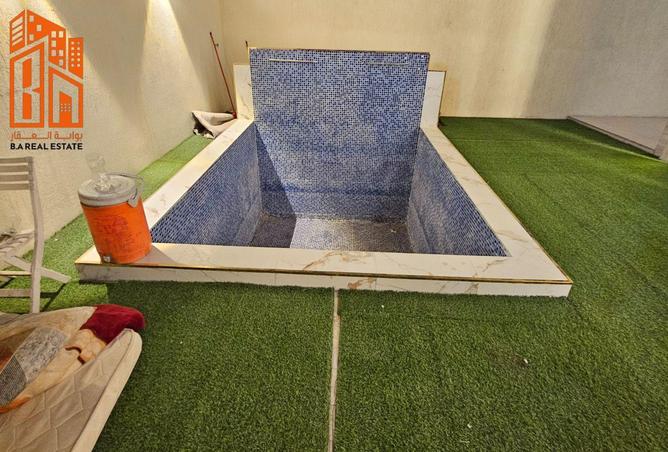 81120765 - Property Image 2