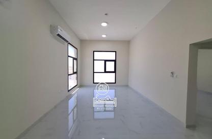 Apartment - 1 Bedroom - 1 Bathroom for rent in Between Two Bridges - Abu Dhabi