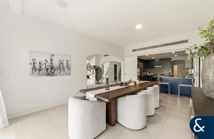 Villa - 5 Bedrooms - 5 Bathrooms for rent in Meadows 5 - Meadows - Dubai