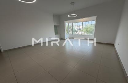 Villa - 5 Bedrooms - 5 Bathrooms for rent in Jumeirah 3 Villas - Jumeirah 3 - Jumeirah - Dubai