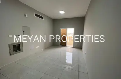 Apartment - 2 Bedrooms - 3 Bathrooms for rent in Al Jurf Industrial 3 - Al Jurf Industrial - Ajman
