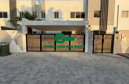 Villa - 5 Bedrooms - 5 Bathrooms for rent in Umm Suqeim 1 - Umm Suqeim - Dubai