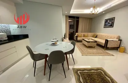 شقة - 2 غرف نوم - 3 حمامات للايجار في فندق ومساكن برج باراماونت - الخليج التجاري - دبي