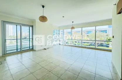 Apartment - 1 Bedroom - 2 Bathrooms for rent in Hub Canal 1 - Hub-Golf Towers - Dubai Sports City - Dubai