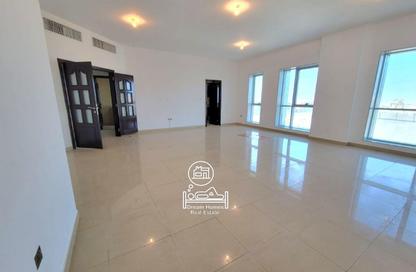 Apartment - 3 Bedrooms - 5 Bathrooms for rent in Shabiya - Mussafah - Abu Dhabi