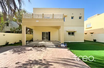 Villa - 4 Bedrooms - 4 Bathrooms for rent in Meadows 9 - Meadows - Dubai