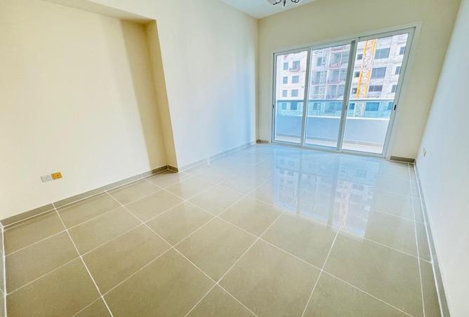 98709396 - Property Image 3