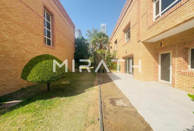 2Ok1DUQOKv2 - Property Main Image