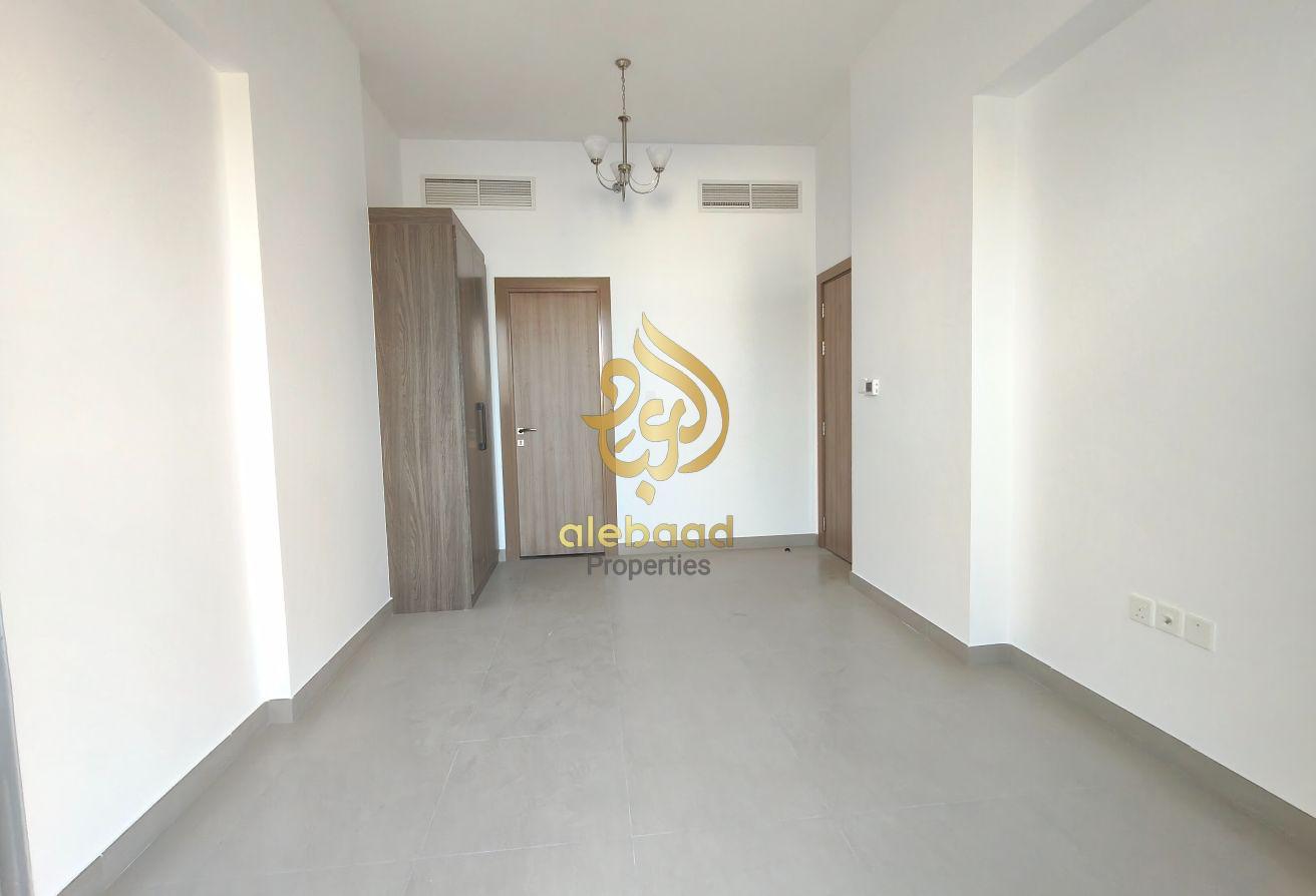Brand New building specious 1BR All Amenities photo 4