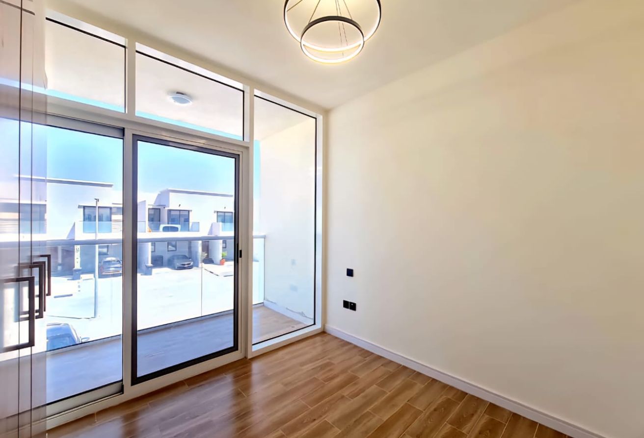 End unit I Garden View I With Maid room