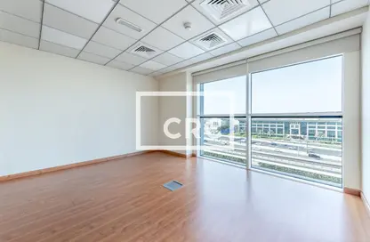 Office Space - Studio for rent in Single Business Tower - Sheikh Zayed Road - Dubai