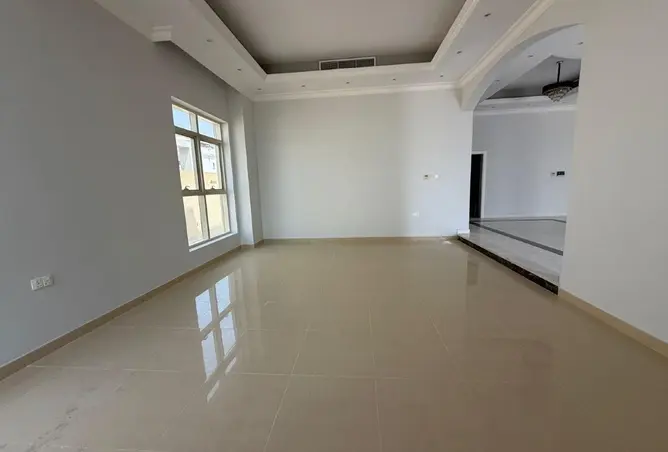 92697463 - صورة العقار 3