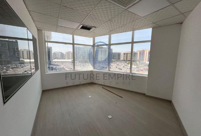 81112776 - Property Image 3