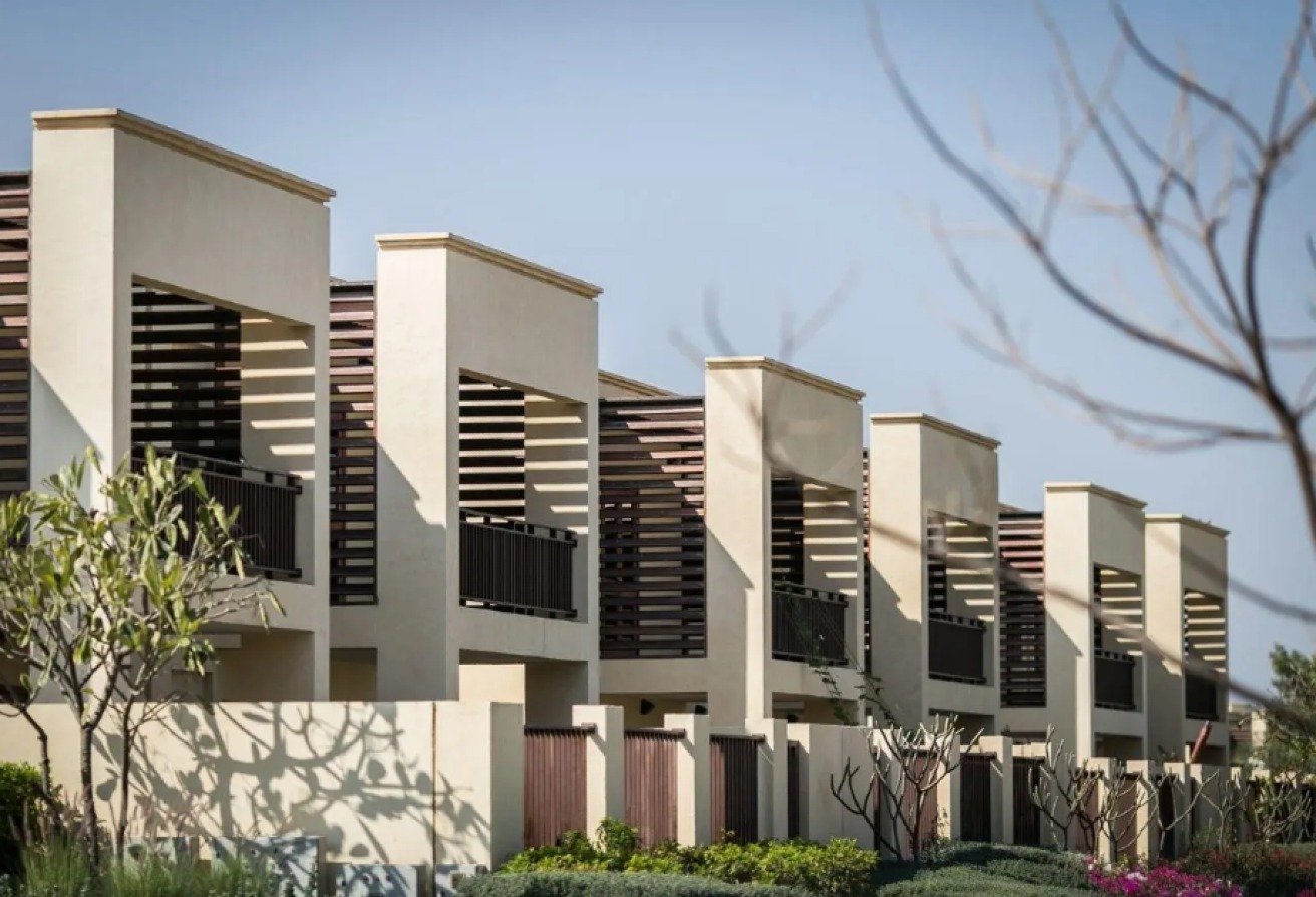 SpaciousTownhouse|Prime Location|Family community