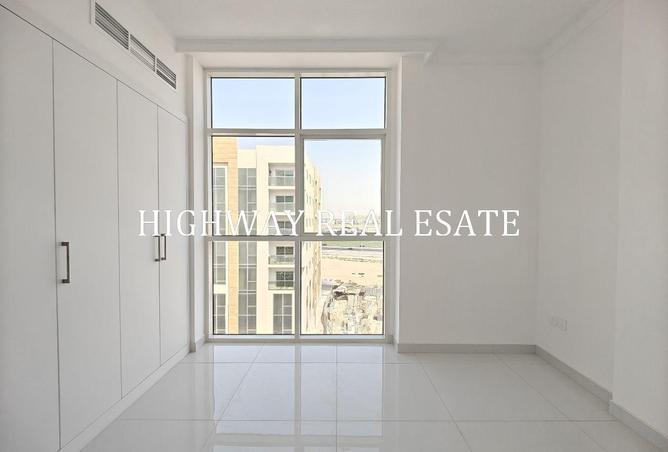 118145342 - Property Image 3
