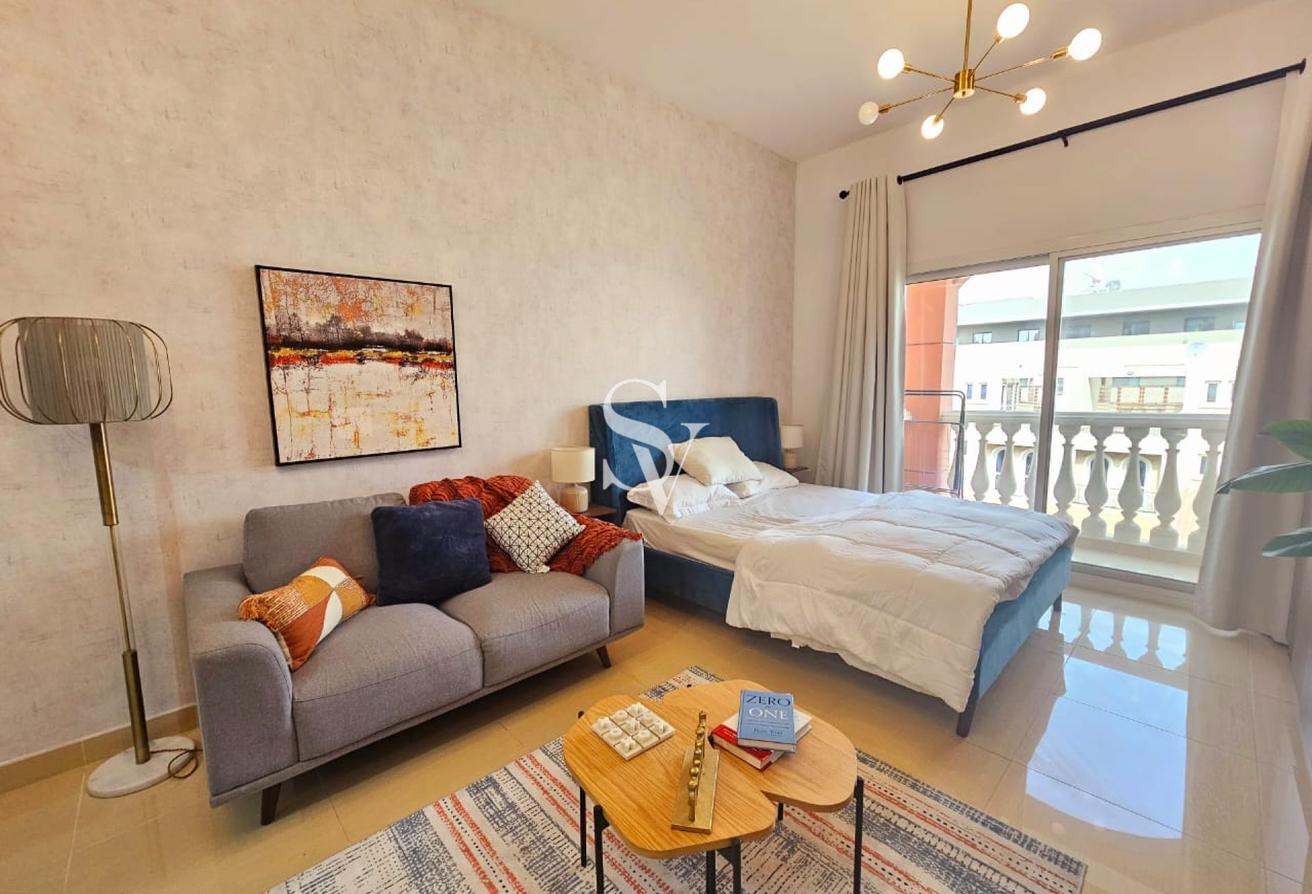 Chiller Free | Spacious | Low Floor | Furnished photo 7