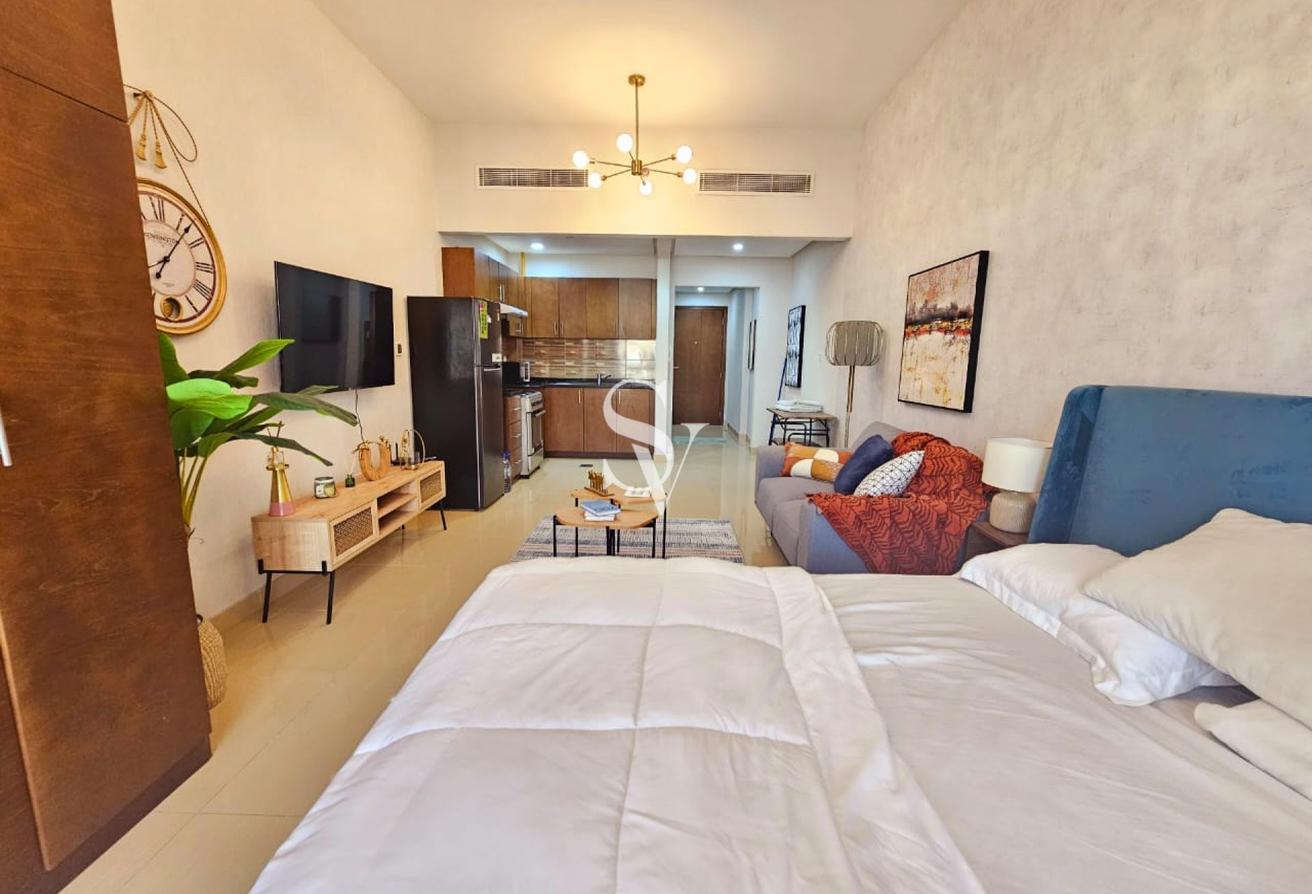 Chiller Free | Spacious | Low Floor | Furnished photo 6
