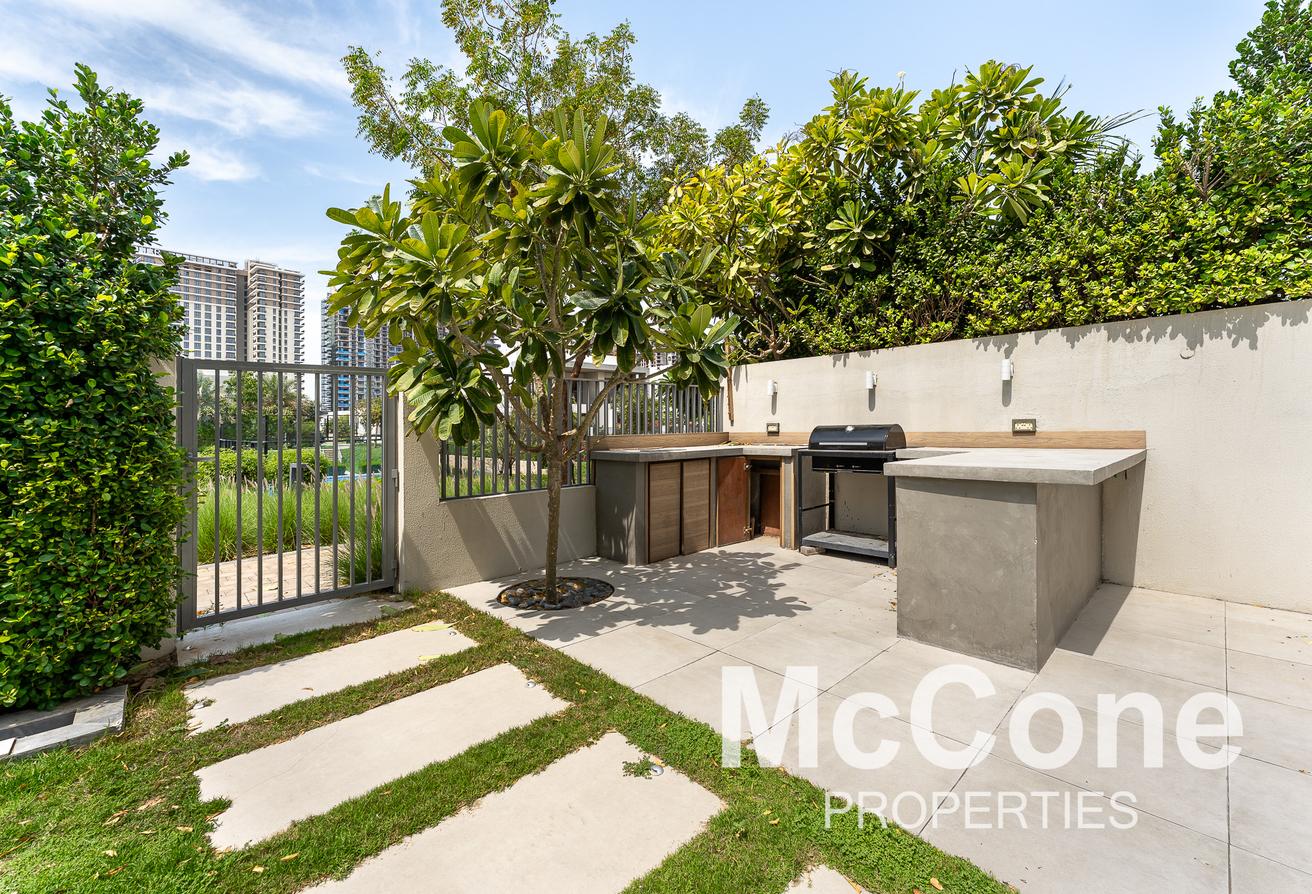 Park View | Single Row | Options Available photo 12