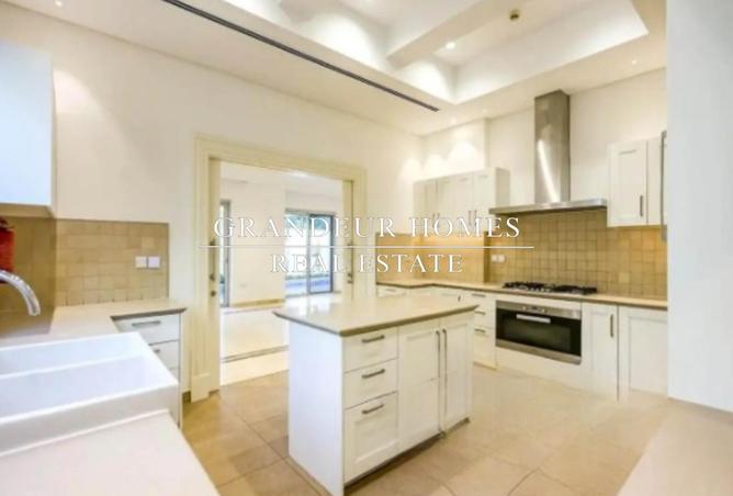 135144073 - Property Image 3