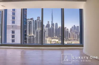 Office Space - Studio - 1 Bathroom for rent in Vision Tower - Business Bay - Dubai
