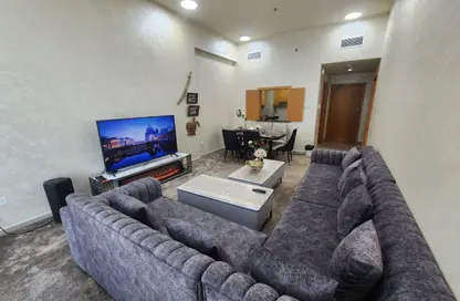 Apartment - 1 Bedroom - 2 Bathrooms for rent in Julphar Residential Tower - Julphar Towers - Al Nakheel - Ras Al Khaimah