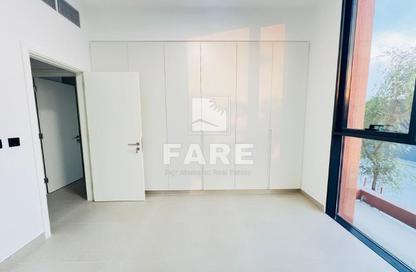 Townhouse - 4 - 5 for rent in Saro - Masaar - Tilal City - Sharjah