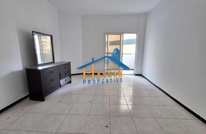 Apartment - 1 Bedroom - 1 Bathroom for rent in Dar Al Majaz - Jamal Abdul Nasser Street - Al Majaz - Sharjah