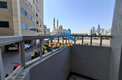 Apartment - 1 Bedroom - 1 Bathroom for rent in Dar Al Majaz - Jamal Abdul Nasser Street - Al Majaz - Sharjah