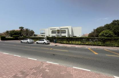 Villa - 2 - 2 for sale in Al Safa 2 - Al Safa - Dubai