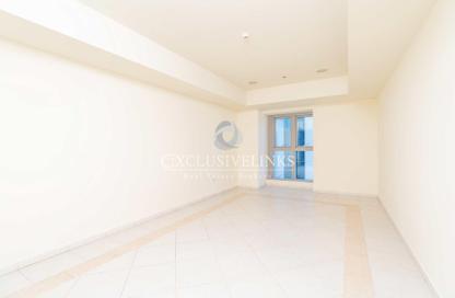 Apartment - 1 Bedroom - 2 Bathrooms for rent in Princess Tower - Dubai Marina - Dubai