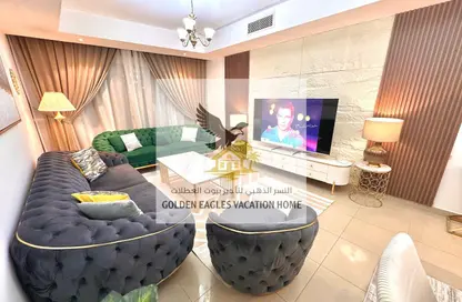 Apartment - 3 Bedrooms - 2 Bathrooms for rent in Beach Tower 2 - Al Khan Lagoon - Al Khan - Sharjah