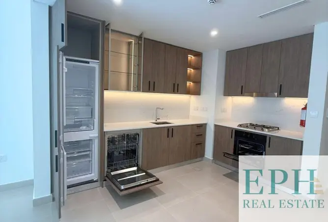 151370618 - Property Image 2