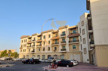 شقة - غرفة نوم - 2 حمامات للبيع في ك 16 - طراز يوناني - المدينة العالمية - دبي