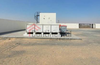 مستودع - استوديو - 2 حمامات للايجار في الصجعة الصناعية - الصجعة - الشارقة