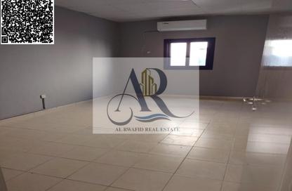Labor Camp - Studio - 7+ Bathrooms for rent in Ali Mousa Building - Al Sajaa Industrial - Al Sajaa - Sharjah Labor Camp - Studio - 7+ Bathrooms for rent in Ali Mousa Building - Al Sajaa Industrial - Al Sajaa - Sharjah