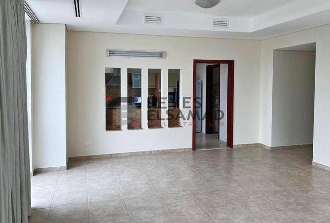 74175486 - Property Image 2