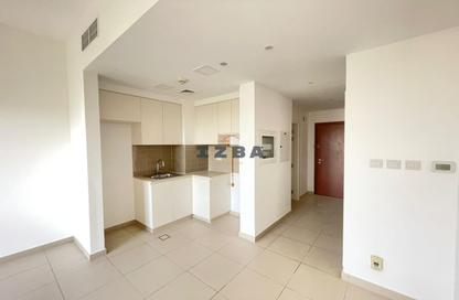 Apartment - Studio - 1 Bathroom for sale in Zahra Breeze Apartments 3A - Zahra Breeze Apartments 3 - Zahra Breeze Apartments - Town Square - Dubai
