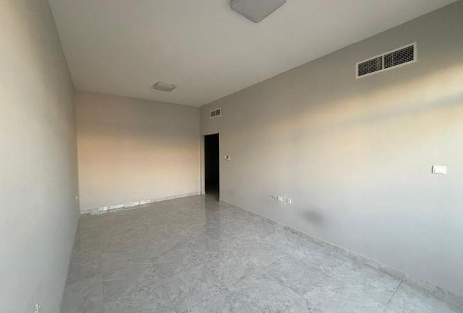 71087758 - Property Main Image