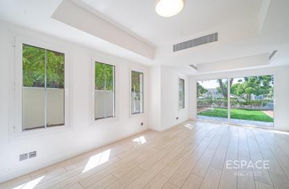 Villa - 3 Bedrooms - 3 Bathrooms for rent in Springs 5 - The Springs - Dubai