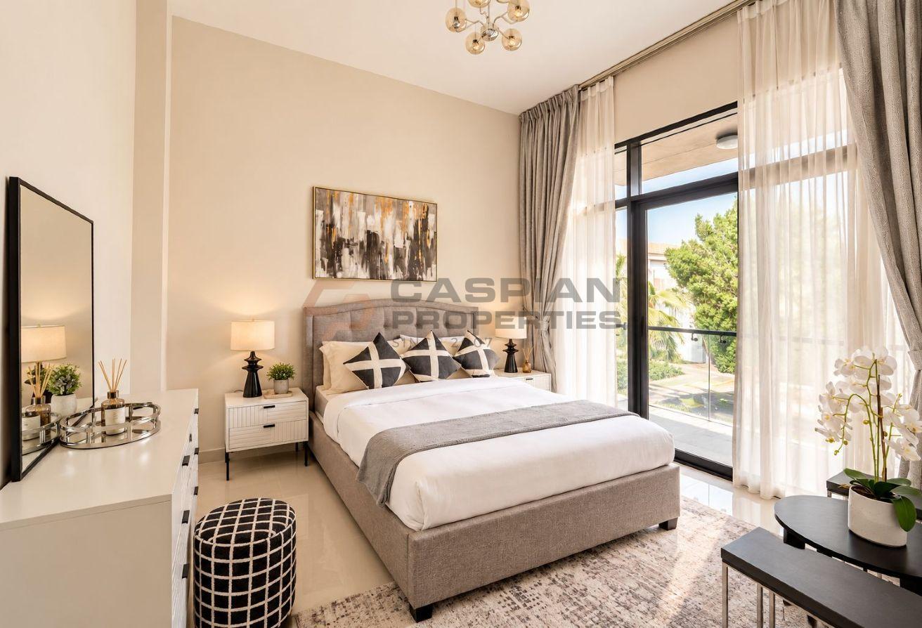 PRIVATE POOL | FULLY FURNISHED | VACANT photo 4