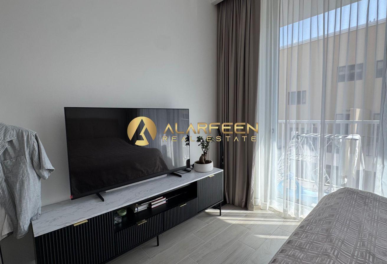 Community \view | Fully Furnished | Prime Location photo 6