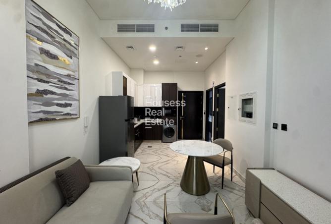 125156129 - Property Image 2