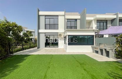Townhouse - 4 Bedrooms - 5 Bathrooms for rent in Casa Flores - Green Community Motor City - Motor City - Dubai