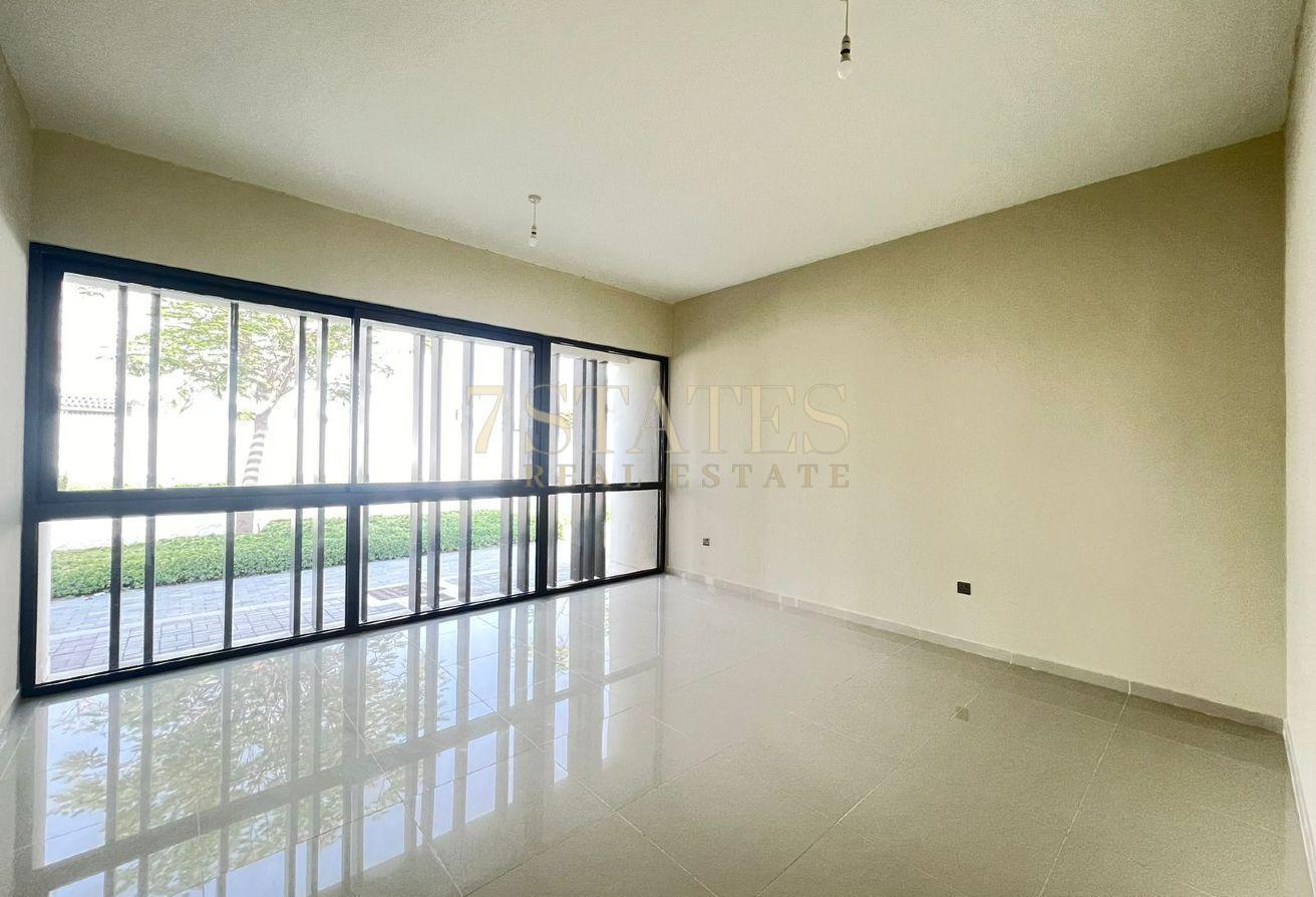 BIGGEST LAY OUT IN D2 | STAND ALONE VIILLA photo 9