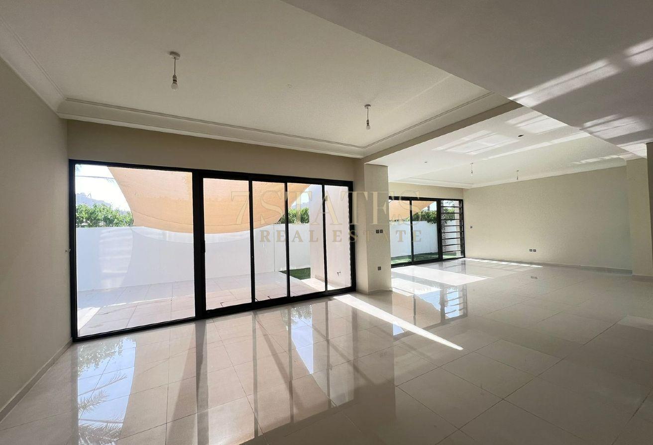 BIGGEST LAY OUT IN D2 | STAND ALONE VIILLA photo 10
