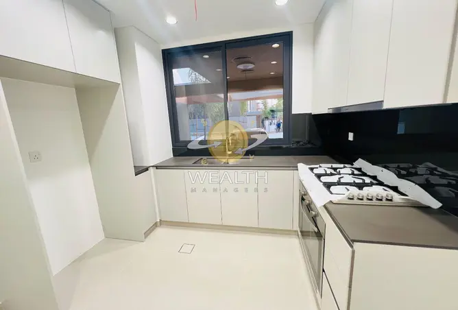 160528742 - Property Image 3