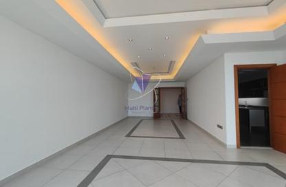 Apartment - 4 - 5 for rent in Al Khalidiya - Abu Dhabi Apartment - 4 - 5 for rent in Al Khalidiya - Abu Dhabi