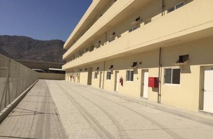Labor Camp - Studio - 7+ Bathrooms for rent in Al Hayl - Fujairah